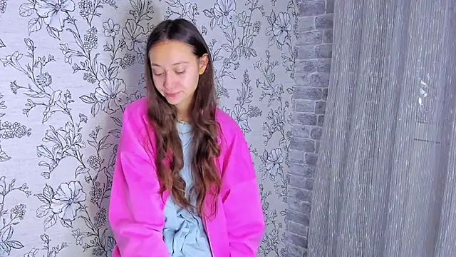 EllaSky xoxo online show from 11/10/25, 09:42