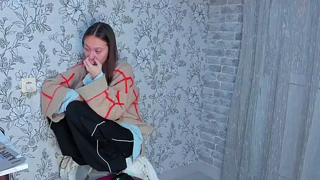 EllaSky xoxo online show from 12/01/25, 08:10