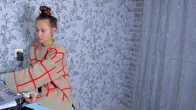 EllaSky xoxo online show from 11/28/25, 12:33