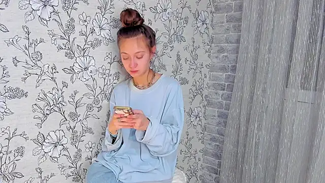 EllaSky xoxo online show from 11/06/25, 11:42