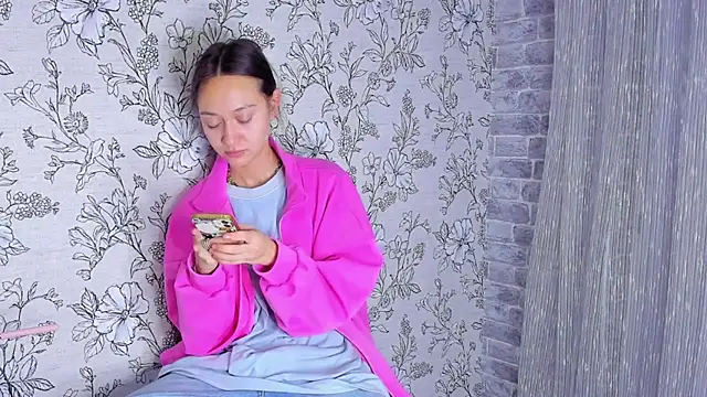 EllaSky xoxo online show from 11/09/25, 08:13