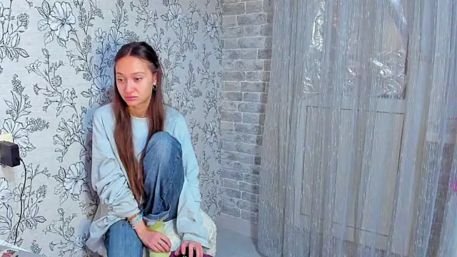 EllaSky xoxo online show from 12/13/25, 08:26