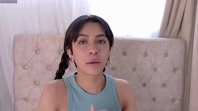 Alyssa jones online show from 12/02/25, 02:08