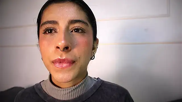 Alyssa jones online show from 05/26/26, 03:48