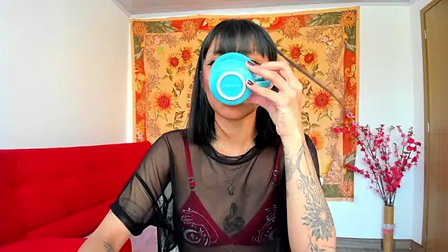 Demeter   online show from 10/04/25, 09:27