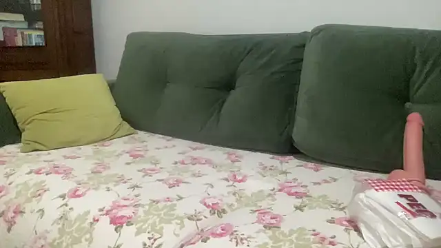 alarasissy online show from 10/25/25, 12:32