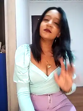 cami victoria online show from 09/30/25, 01:39