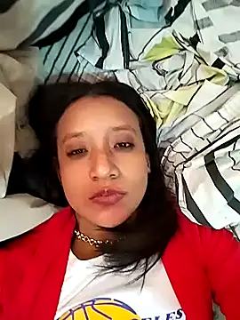 cami victoria online show from 02/07/25, 08:31