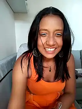 cami victoria online show from 01/13/25, 07:20