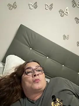 AntonellaAlondra4 online show from 02/13/26, 02:33