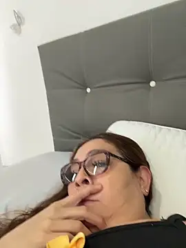 AntonellaAlondra4 online show from 03/30/26, 01:12