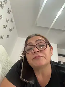 AntonellaAlondra4 online show from 04/09/26, 01:39