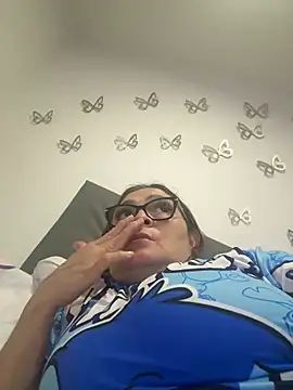 AntonellaAlondra4 online show from 05/27/26, 03:03
