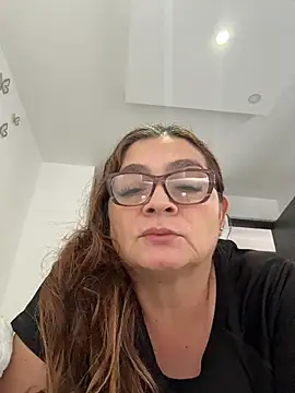 AntonellaAlondra4 online show from 04/14/26, 05:18