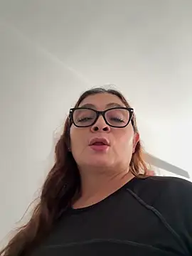 AntonellaAlondra4 online show from 06/04/26, 02:44