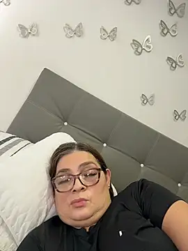 AntonellaAlondra4 online show from 04/30/26, 02:57