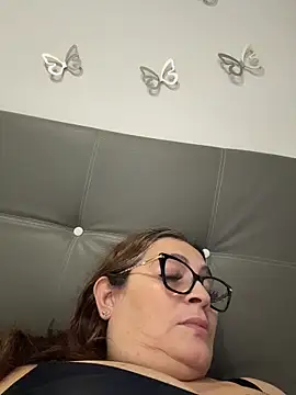 AntonellaAlondra4 online show from 05/14/26, 04:09