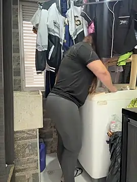 AntonellaAlondra4 online show from 02/22/26, 07:15