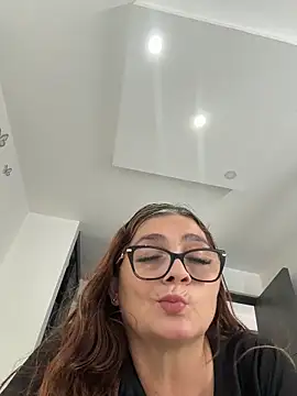 AntonellaAlondra4 online show from 05/07/26, 03:15