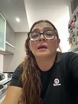 AntonellaAlondra4 online show from 05/25/26, 05:33