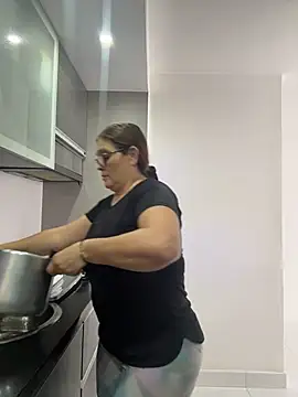 AntonellaAlondra4 online show from 03/24/26, 02:06