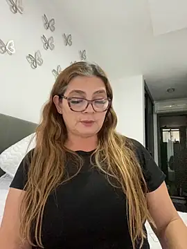 AntonellaAlondra4 online show from 03/11/25, 07:25