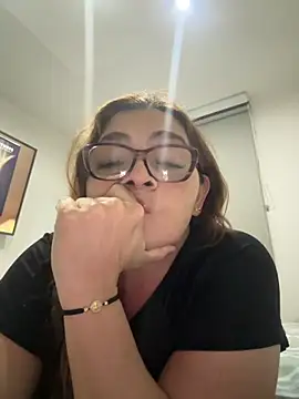 AntonellaAlondra4 online show from 10/05/25, 03:08