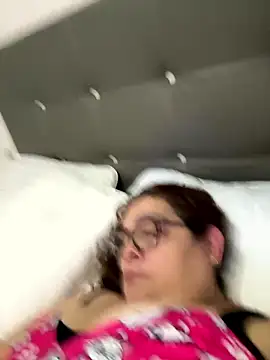 AntonellaAlondra4 online show from 01/09/26, 10:33