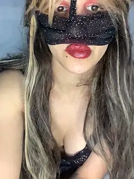 Snapshot of senoritaseno chatting on 02/14/25, 08:26 senoritaseno online show from 02/14/25, 08:26