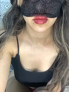 Snapshot of senoritaseno chatting on 02/24/25, 10:14 senoritaseno online show from 02/24/25, 10:14