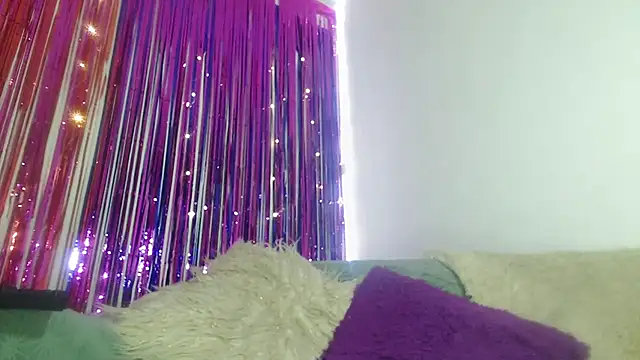 princesskitty111 online show from 01/18/25, 06:56