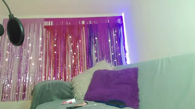 princesskitty111 online show from 02/03/25, 07:10