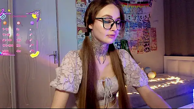 Snapshot of Milky_way_UwU chatting on 10/01/25, 04:44 Milky way UwU online show from 10/01/25, 04:44