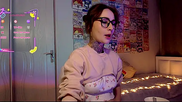 Milky way UwU online show from 11/23/25, 11:37