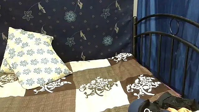 Pramila Manish online show from 06/18/26, 05:29