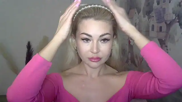 Snapshot of AdeleRoberts chatting on 02/12/25, 03:29 AdeleRoberts online show from 02/12/25, 03:29