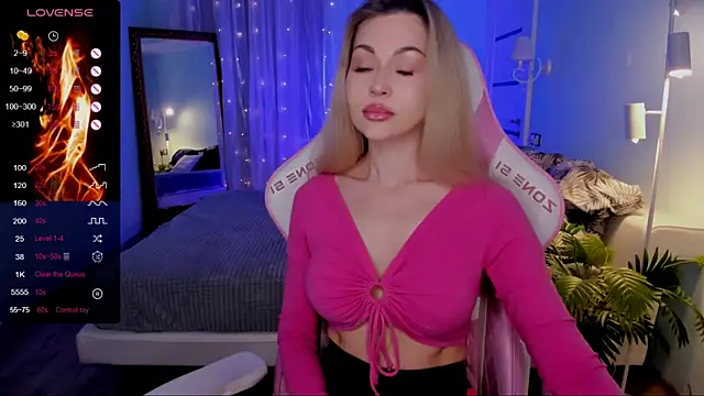 AdeleRoberts online show from 05/18/26, 02:01