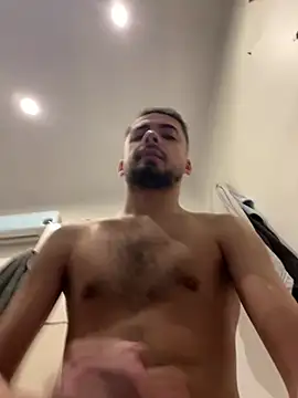 romain698 online show from 02/13/26, 08:36