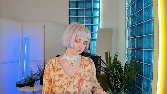 Pieris Lisa online show from 01/18/25, 05:15