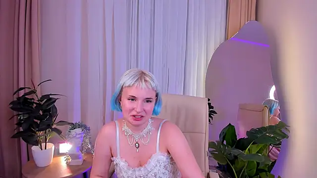 Pieris Lisa online show from 01/08/25, 11:54