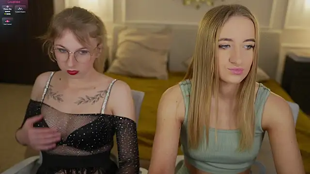 Tess LovelyWest online show from 02/19/25, 03:49