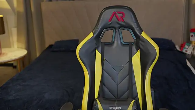 Tess LovelyWest online show from 01/18/25, 04:42