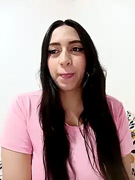 Snapshot of AlondraMendez chatting on 10/04/25, 08:38 AlondraMendez online show from 10/04/25, 08:38