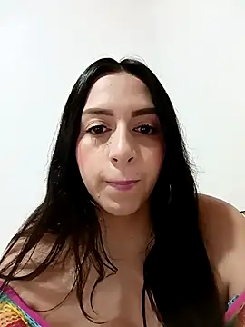 Snapshot of AlondraMendez chatting on 10/04/25, 10:00 AlondraMendez online show from 10/04/25, 10:00