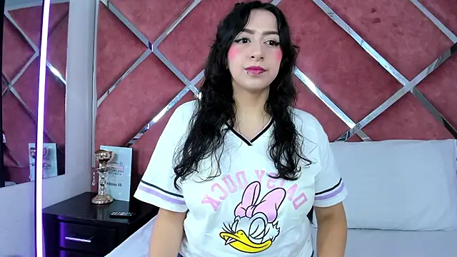 Snapshot of AlondraMendez chatting on 03/03/25, 04:00 AlondraMendez online show from 03/03/25, 04:00