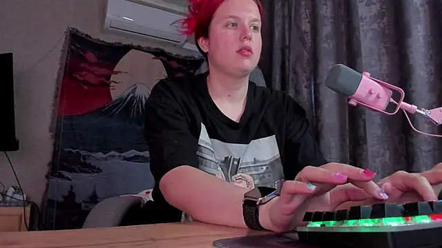 NielletaBlossom online show from 06/15/26, 03:18
