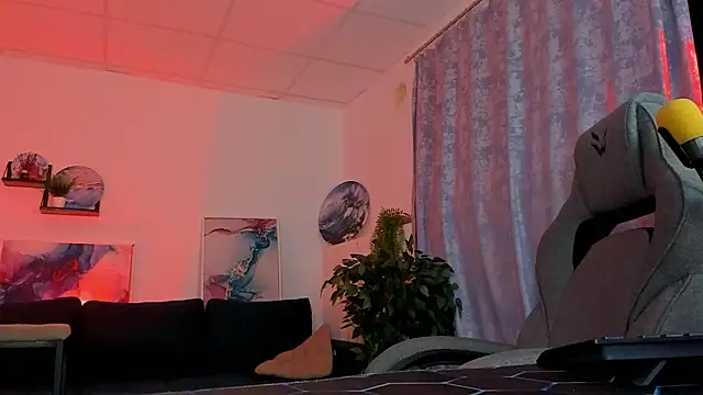 NielletaBlossom online show from 02/12/26, 02:44