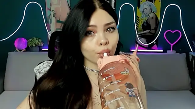 AkiraKatsu online show from 03/11/25, 12:28