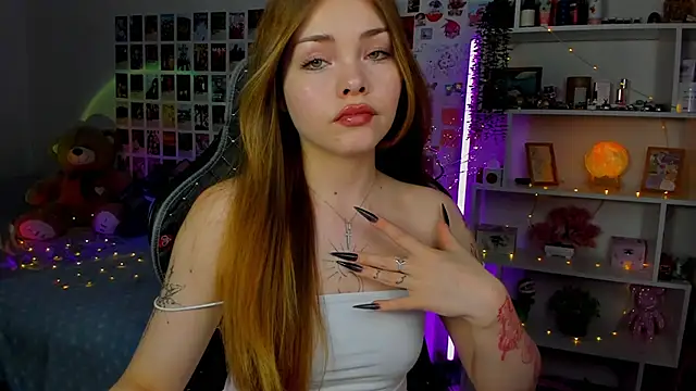 AkiraKatsu online show from 10/28/25, 12:15