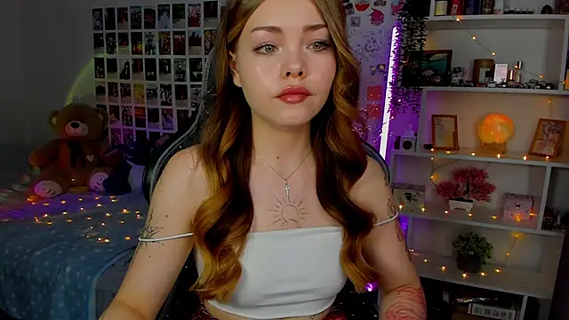 AkiraKatsu online show from 09/26/25, 11:06